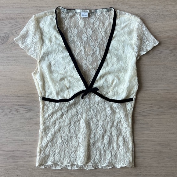 Lace Top - Picture 2 of 4